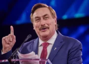 Comienza el juicio por difamación contra el director ejecutivo de MyPillow, Mike Lindell, por sus declaraciones sobre las elecciones.